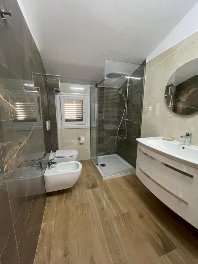 A Casa Di Alice Lägenhet Bashkia e Orikumit Exteriör bild